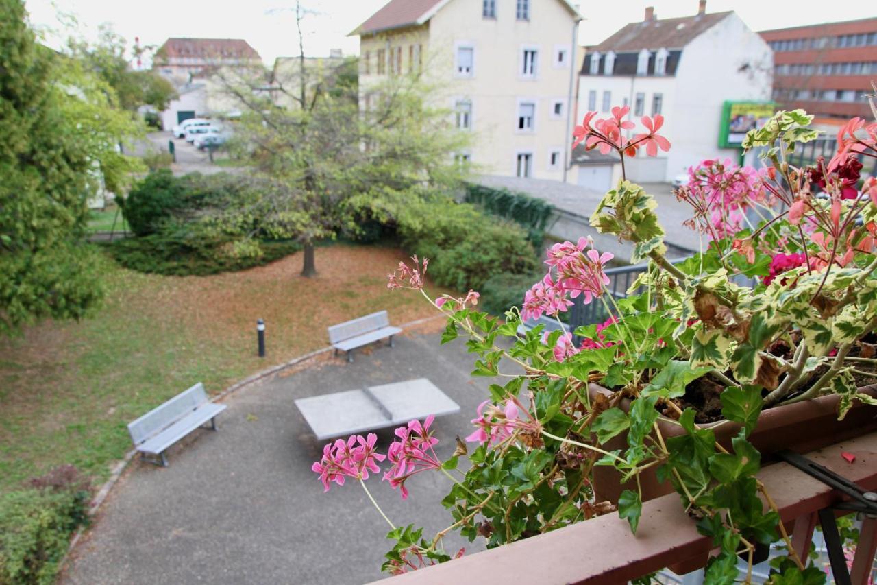 Auberge De Jeunesse Colmar Dış mekan fotoğraf