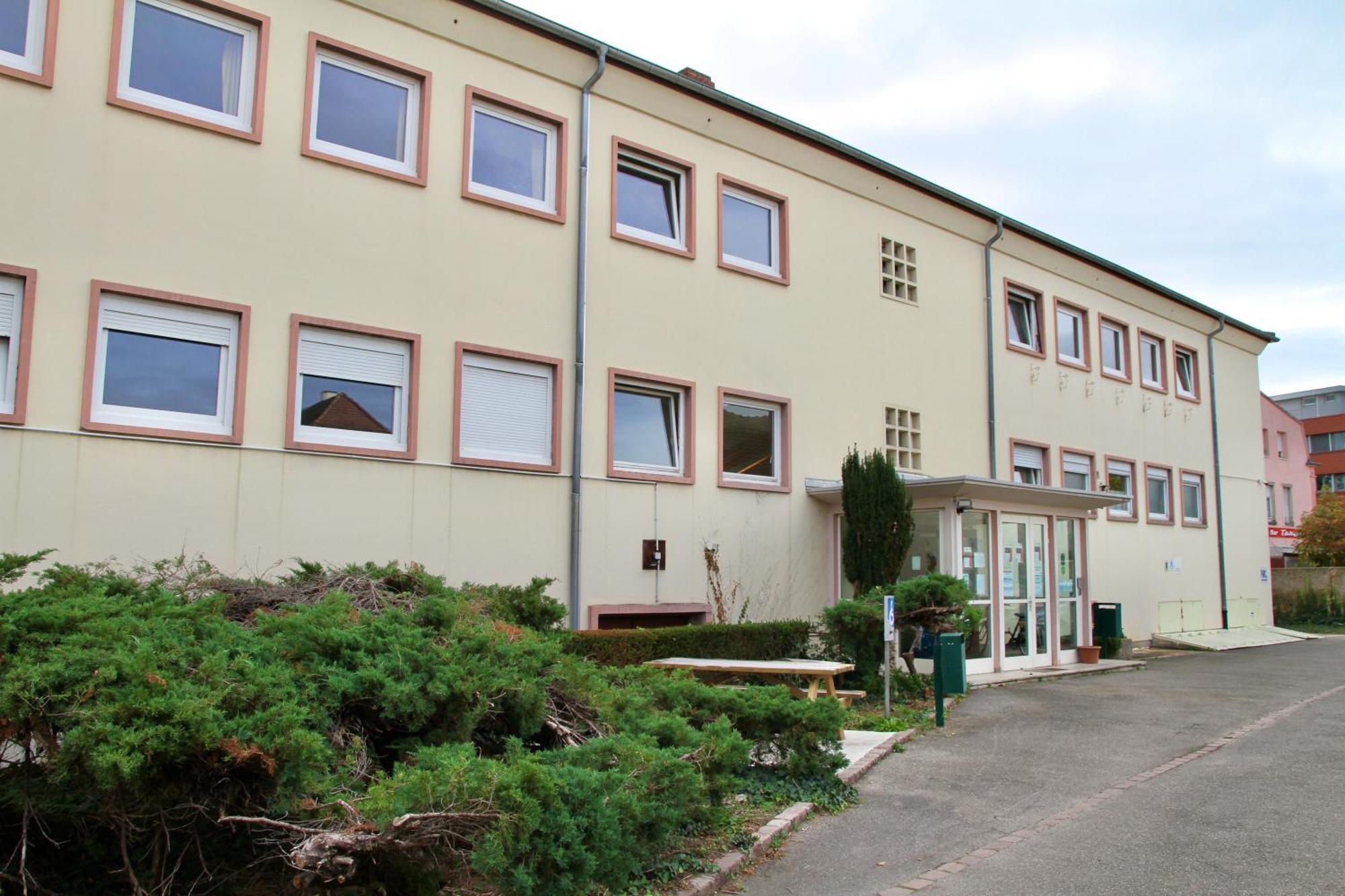 Auberge De Jeunesse Colmar Dış mekan fotoğraf
